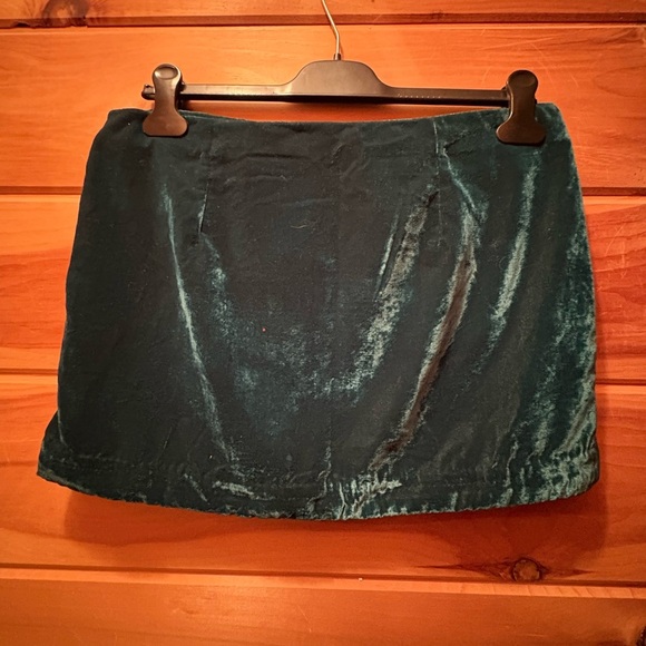 Free People Velvet Mini Skirt. Deep Teal. US 8/ UK 12 - Picture 4 of 10